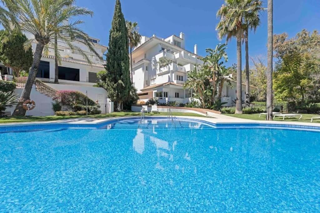 Luxury Penthouse With Sea Views In Marbella Golden Mile, Puente Romano Area Esterno foto